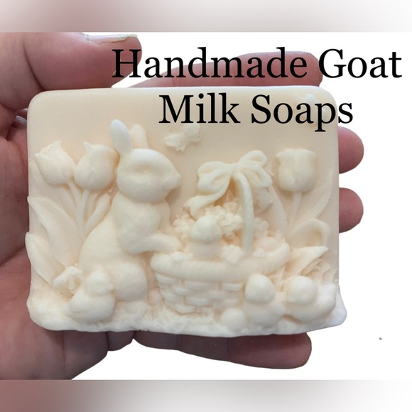 🆕 Easter Bunny Carmelite Oaks Farm Handmade Oatmeal and Honey Goat Milk … - Picture 2 of 5